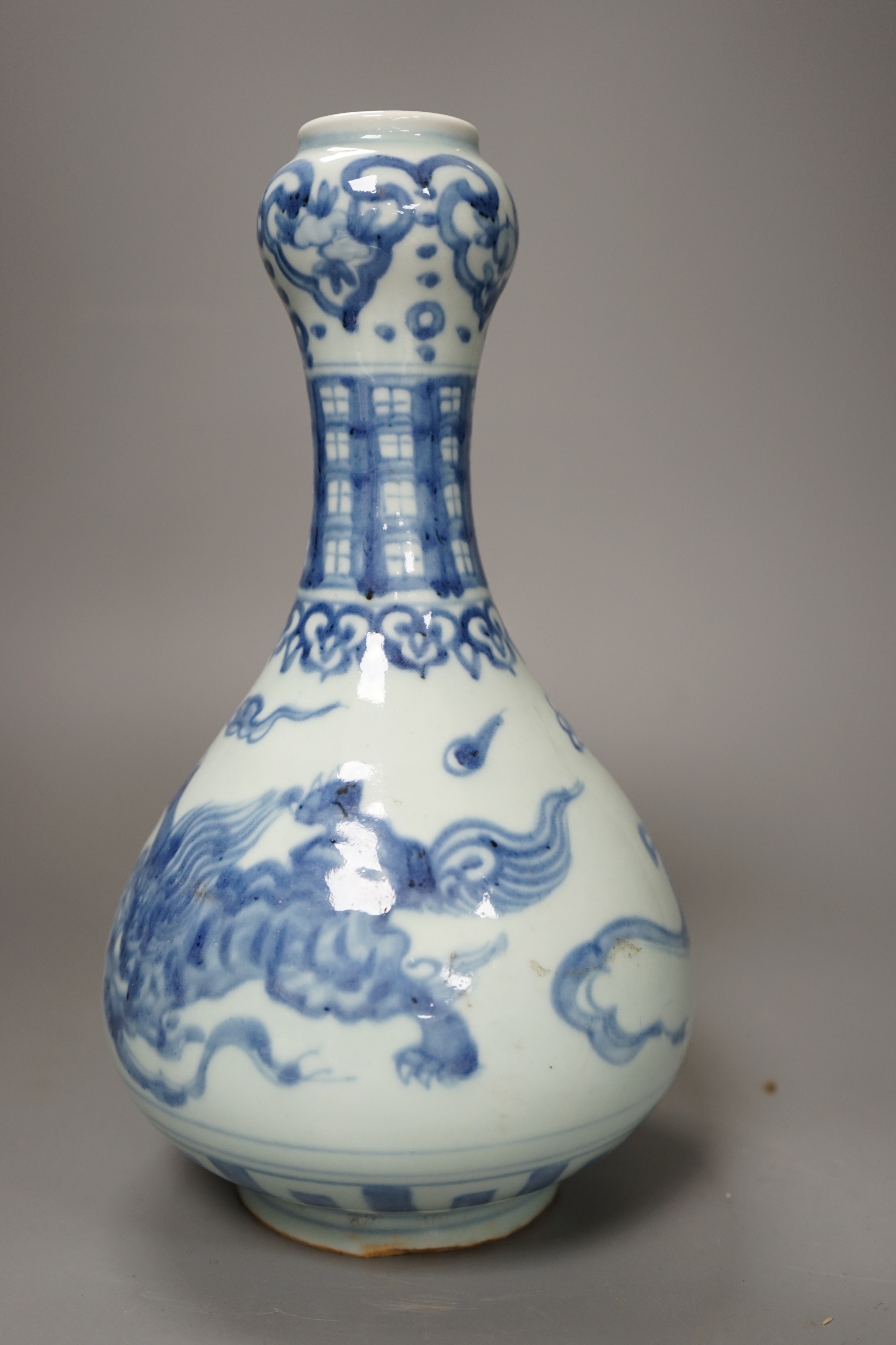 A Chinese blue and white 'dragon' vase, 26cm tall